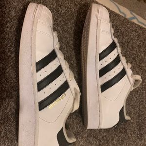 Adidas Superstar Sneakers